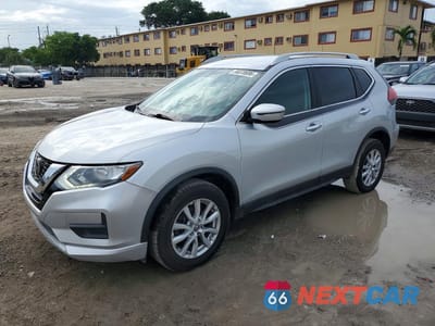 2018 NISSAN ROGUE SV 5N1AT2MV0JC711318 - główne zdjęcie licytacji z USA - miniatura