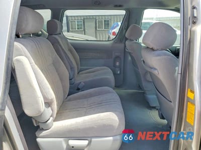 Zdjęcie 11 z 14 samochodu: 2001 TOYOTA SIENNA LE VIN:4T3ZF13C41U399378 - miniatura