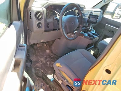 Zdjęcie 8 z 12 samochodu: 2011 FORD ECONOLINE E450 SUPER DUTY CUTAWAY VAN VIN:1FDXE4FL2BDA57378 - miniatura