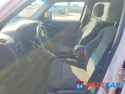 Zdjęcie 7 z 13 samochodu: 2011 JEEP PATRIOT SPORT VIN:1J4NT1GAXBD263510 - miniatura