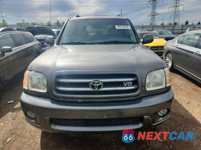 Piąte zdjęcie samochodu w środku: 2004 TOYOTA SEQUOIA LIMITED VIN:5TDBT48A24S220392 - miniatura