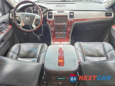 Zdjęcie 8 z 12 samochodu: 2011 CADILLAC ESCALADE ESV LUXURY VIN:1GYS4HEF1BR222855 - miniatura