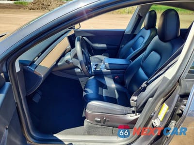 Zdjęcie 7 z 13 samochodu: 2021 TESLA MODEL Y VIN:5YJYGDEE3MF160567 - miniatura