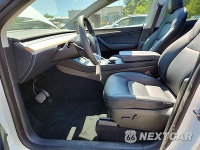 Zdjęcie 7 z 12 samochodu: 2023 TESLA MODEL Y VIN:7SAYGDEE8PA076510 - miniatura