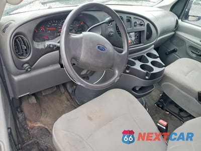 Zdjęcie 8 z 12 samochodu: 2006 FORD ECONOLINE E250 VAN VIN:1FTNE24WX6DA93600 - miniatura