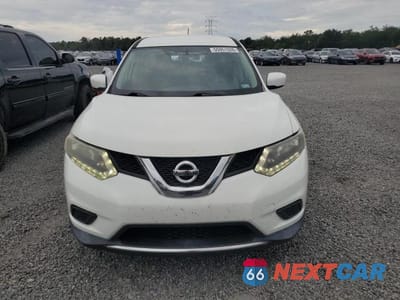 Piąte zdjęcie samochodu w środku: 2016 NISSAN ROGUE S VIN:5N1AT2MV6GC778949 - miniatura
