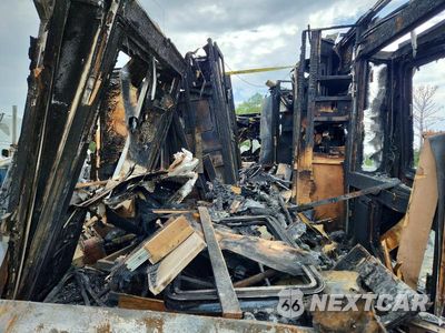 Zdjęcie 9 z 10 samochodu: 2007 FREIGHTLINER CHASSIS XC RV VIN:4UZACHCY47CZ45064 - miniatura