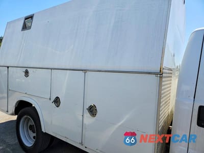 Zdjęcie 10 z 12 samochodu: 2008 FORD F550 SUPER DUTY VIN:1FDAF56R28EB90528 - miniatura