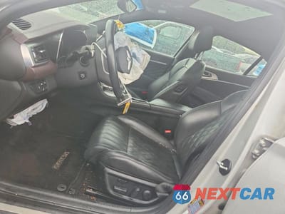 Zdjęcie 7 z 12 samochodu: 2019 GENESIS G70 2.0T ADVANCED VIN:KMTG44LA4KU021820 - miniatura