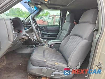 Zdjęcie 7 z 12 samochodu: 2003 CHEVROLET BLAZER VIN:1GNCT18X93K169848 - miniatura