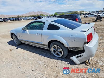 Drugie zdjęcie samochodu z przodu: 2006 FORD MUSTANG VIN:1ZVFT80N865204758 - miniatura