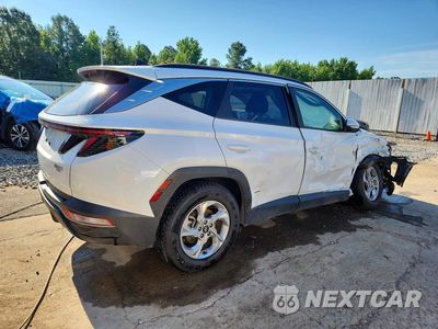 Trzecie zdjęcie samochodu z tyłu: 2022 HYUNDAI TUCSON SEL VIN:5NMJB3AE5NH028989 - miniatura