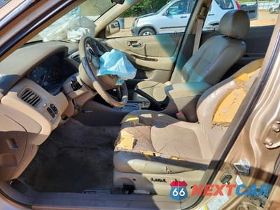 Zdjęcie 7 z 13 samochodu: 2002 HONDA ACCORD EX VIN:1HGCG56602A025965 - miniatura