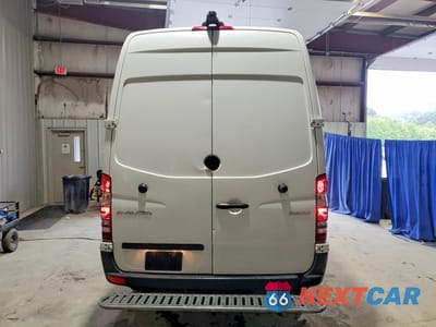 Zdjęcie 6 z 13 samochodu: 2017 MERCEDES-BENZ SPRINTER 2500 VIN:WD3PE7CD9HP577257 - miniatura