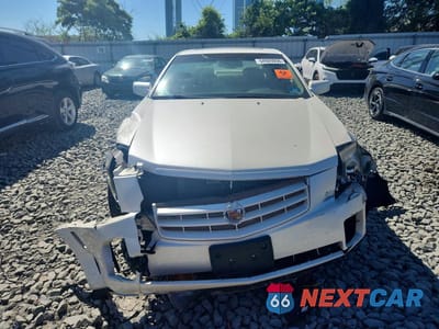 Piąte zdjęcie samochodu w środku: 2007 CADILLAC CTS HI FEATURE V6 VIN:1G6DP577870121773 - miniatura