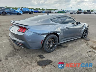 Trzecie zdjęcie samochodu z tyłu: 2025 FORD MUSTANG GT VIN:1FA6P8CF2S5417006 - miniatura