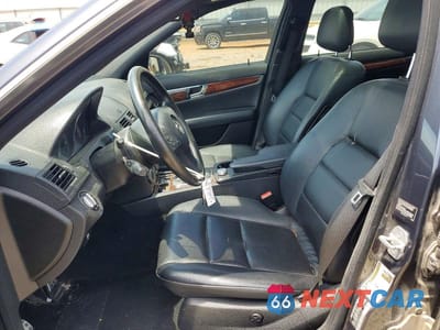 Zdjęcie 7 z 12 samochodu: 2010 MERCEDES-BENZ C 300 4MATIC VIN:WDDGF8BB9AF474107 - miniatura
