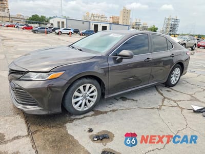 2019 TOYOTA CAMRY LE 4T1B11HK7KU248920 - główne zdjęcie licytacji z USA - miniatura
