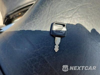 Zdjęcie 8 z 9 samochodu: 2005 HONDA VT1300 S VIN:1HFSC52125A200100 - miniatura