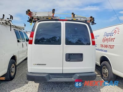 Zdjęcie 6 z 12 samochodu: 2022 CHEVROLET EXPRESS G2500 PARATRANSIT VIN:1GCWGAFP8N1269901 - miniatura