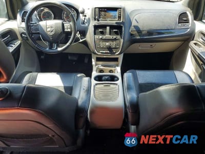 Zdjęcie 8 z 13 samochodu: 2016 DODGE GRAND CARAVAN SXT VIN:2C4RDGCG0GR383130 - miniatura