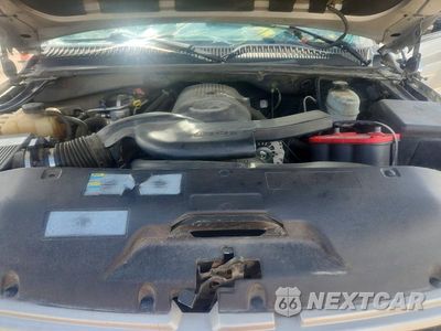 Zdjęcie 23 z 28 samochodu: 2004 CHEVROLET SUBURBAN K1500 VIN:3GNFK16T54G188664 - miniatura