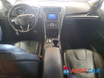 Zdjęcie 8 z 12 samochodu: 2020 FORD FUSION TITANIUM VIN:3FA6P0D99LR136619 - miniatura