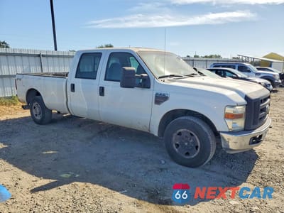 Czwarte zdjęcie samochodu z boku: 2010 FORD F250 SUPER DUTY VIN:1FTSW2AR7AEA56263 - miniatura
