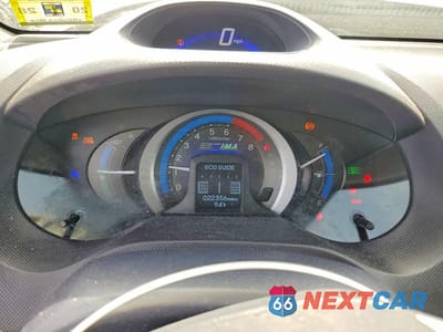 Zdjęcie 9 z 12 samochodu: 2010 HONDA INSIGHT EX VIN:JHMZE2H76AS026600 - miniatura