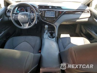 Zdjęcie 8 z 12 samochodu: 2019 TOYOTA CAMRY LE VIN:4T1B11HK7KU202567 - miniatura