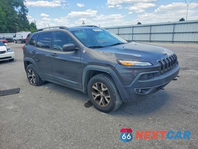 Czwarte zdjęcie samochodu z boku: 2018 JEEP CHEROKEE TRAILHAWK VIN:1C4PJMBX9JD610454 - miniatura