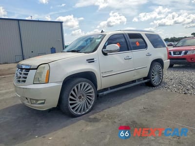 2008 CADILLAC ESCALADE LUXURY 1GYFK63868R101411 - główne zdjęcie licytacji z USA - miniatura