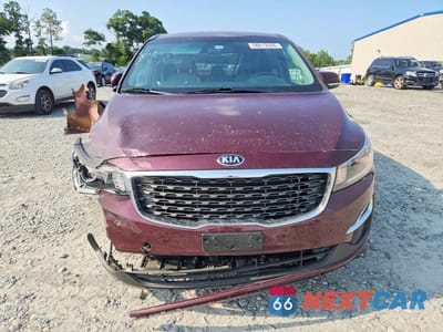 Piąte zdjęcie samochodu w środku: 2020 KIA SEDONA EX VIN:KNDMB5C15L6634502 - miniatura