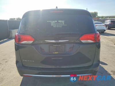 Zdjęcie 6 z 13 samochodu: 2019 CHRYSLER PACIFICA TOURING L VIN:2C4RC1BG7KR731614 - miniatura