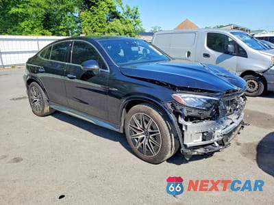 Czwarte zdjęcie samochodu z boku: 2025 MERCEDES-BENZ GLC COUPE 63 AMG S E PERFORMANCE VIN:W1NKJ8AB0SF279902 - miniatura