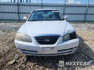 Piąte zdjęcie samochodu w środku: 2005 HYUNDAI ELANTRA GLS VIN:KMHDN46D45U978727 - miniatura