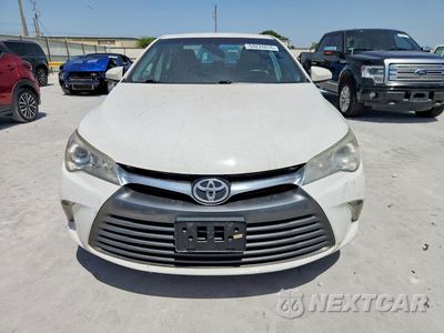 Piąte zdjęcie samochodu w środku: 2016 TOYOTA CAMRY LE VIN:4T4BF1FK3GR584100 - miniatura
