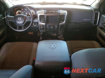 Zdjęcie 8 z 13 samochodu: 2018 RAM 1500 SLT VIN:1C6RR6LT8JS275361 - miniatura
