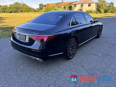 Czwarte zdjęcie samochodu z boku: 2022 MERCEDES-BENZ S 500 4MATIC VIN:W1K6G6DB9NA122545 - miniatura
