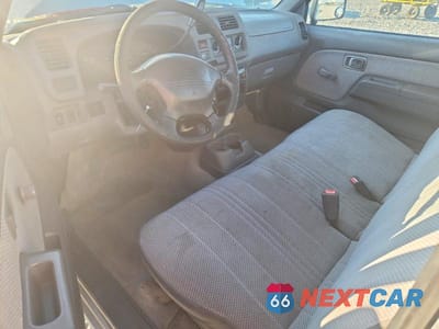 Zdjęcie 8 z 12 samochodu: 1998 NISSAN FRONTIER XE VIN:1N6DD21S2WC380013 - miniatura