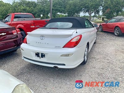 Czwarte zdjęcie samochodu z boku: 2008 TOYOTA CAMRY SOLARA SPORT V6 VIN:4T1FA38P58U145996 - miniatura