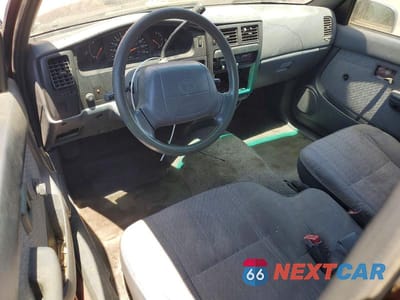 Zdjęcie 8 z 12 samochodu: 1995 TOYOTA TACOMA XTRACAB VIN:4TAVN53F8SZ069923 - miniatura