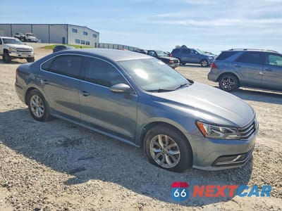 Czwarte zdjęcie samochodu z boku: 2016 VOLKSWAGEN PASSAT S VIN:1VWAS7A32GC053482 - miniatura