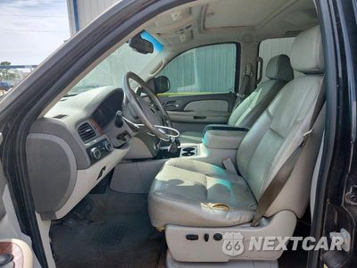 Zdjęcie 7 z 13 samochodu: 2008 GMC SIERRA K1500 VIN:2GTEK133381183633 - miniatura
