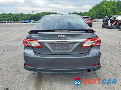 Zdjęcie 6 z 12 samochodu: 2013 TOYOTA COROLLA S VIN:2T1BU4EEXDC008045 - miniatura