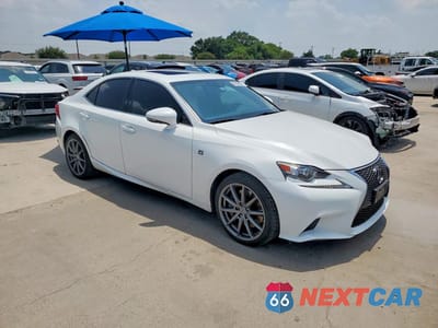 Czwarte zdjęcie samochodu z boku: 2016 LEXUS IS 200T VIN:JTHBA1D28G5031211 - miniatura