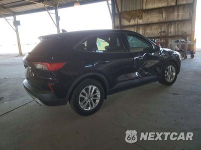 Trzecie zdjęcie samochodu z tyłu: 2021 FORD ESCAPE S VIN:1FMCU0F61MUA31670 - miniatura