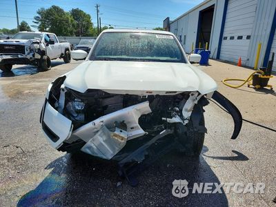 Piąte zdjęcie samochodu w środku: 2025 NISSAN FRONTIER PRO-4X VIN:1N6ED1FKXSN638140 - miniatura