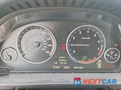 Zdjęcie 9 z 12 samochodu: 2013 BMW 528 XI VIN:WBAXH5C5XDD108553 - miniatura