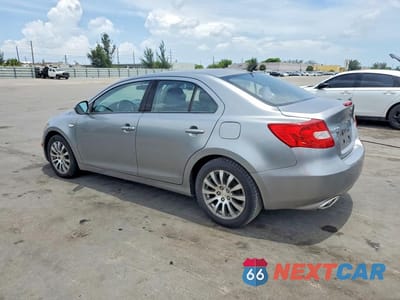 Drugie zdjęcie samochodu z przodu: 2013 SUZUKI KIZASHI SE VIN:JS2RE9A38D6100314 - miniatura